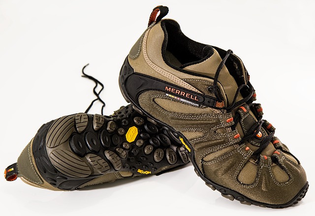 ** Workleisure dla różnych branż: Czy prawnik może nosić sneakersy? - 3 2025